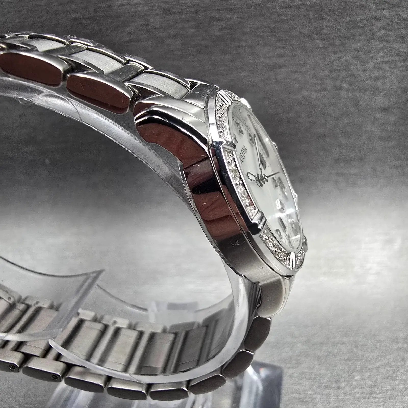 Bulova Womens Watch 29mm MOP Dial Silver Tone Date Diamonds 96R105 New Battery3