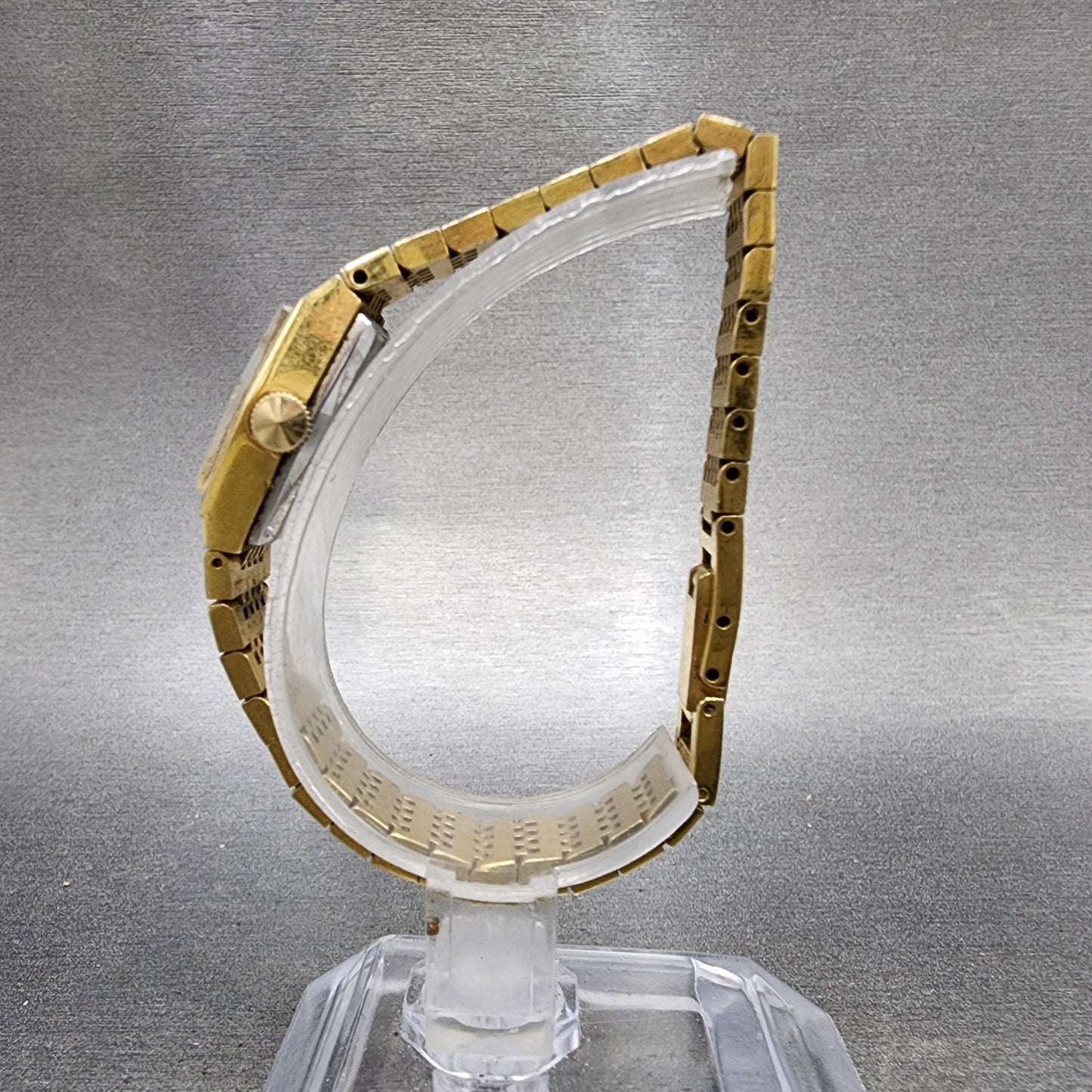 Citizen Watch Women 18mm Gold Dial Gold Tone Hexagon 860549 Manual Runs VTG6