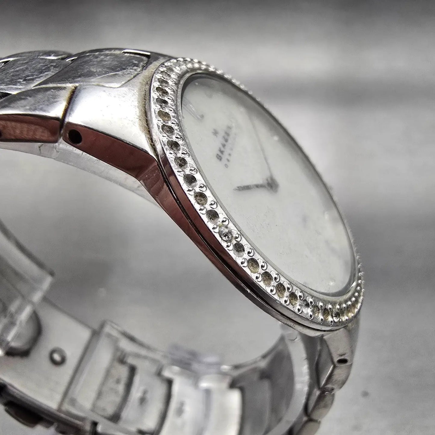 Skagen Watch Women 32mm MOP Dial Silver Tone Crystals Round 644LSSX1 New Battery3