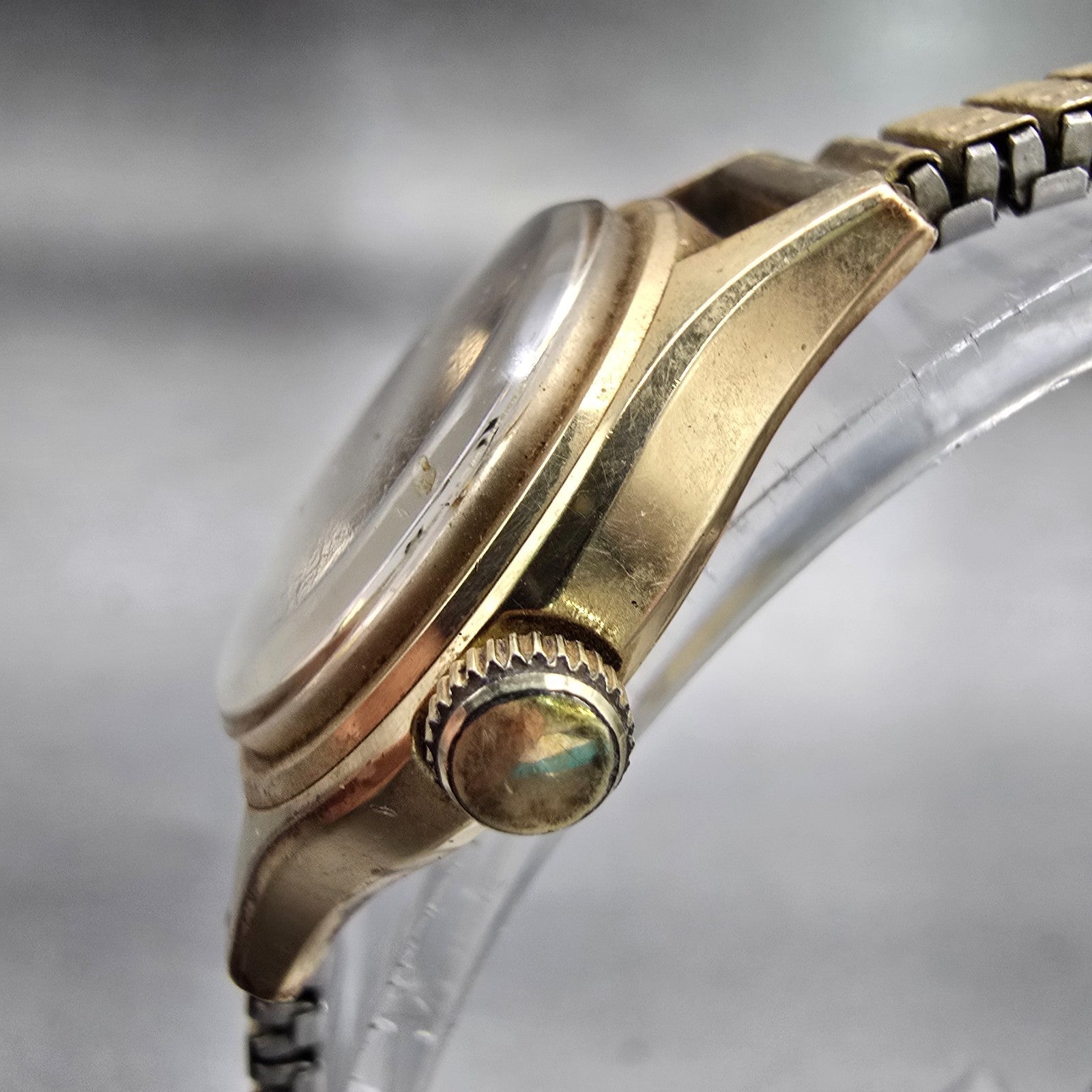 Seiko Watch Women 24mm White Dial Gold Tone Round 17-0730 Manal Wind Runs VTG2