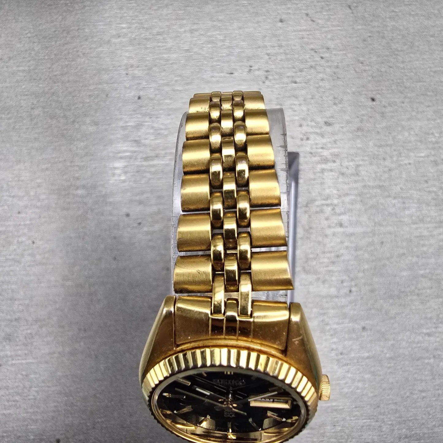 Seiko SQ Watch Women 24mm Black Dial Gold Tone Daydate Round 3Y03-0169 New Batt4