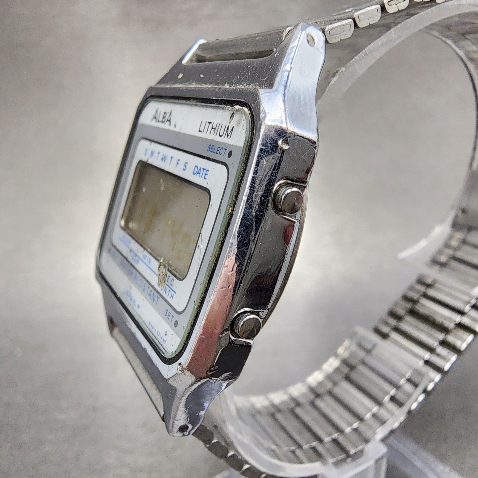 Seiko ALBA Digital Watch Men 33mm LCD Silver Tone Date Month W4015050 New Batt3