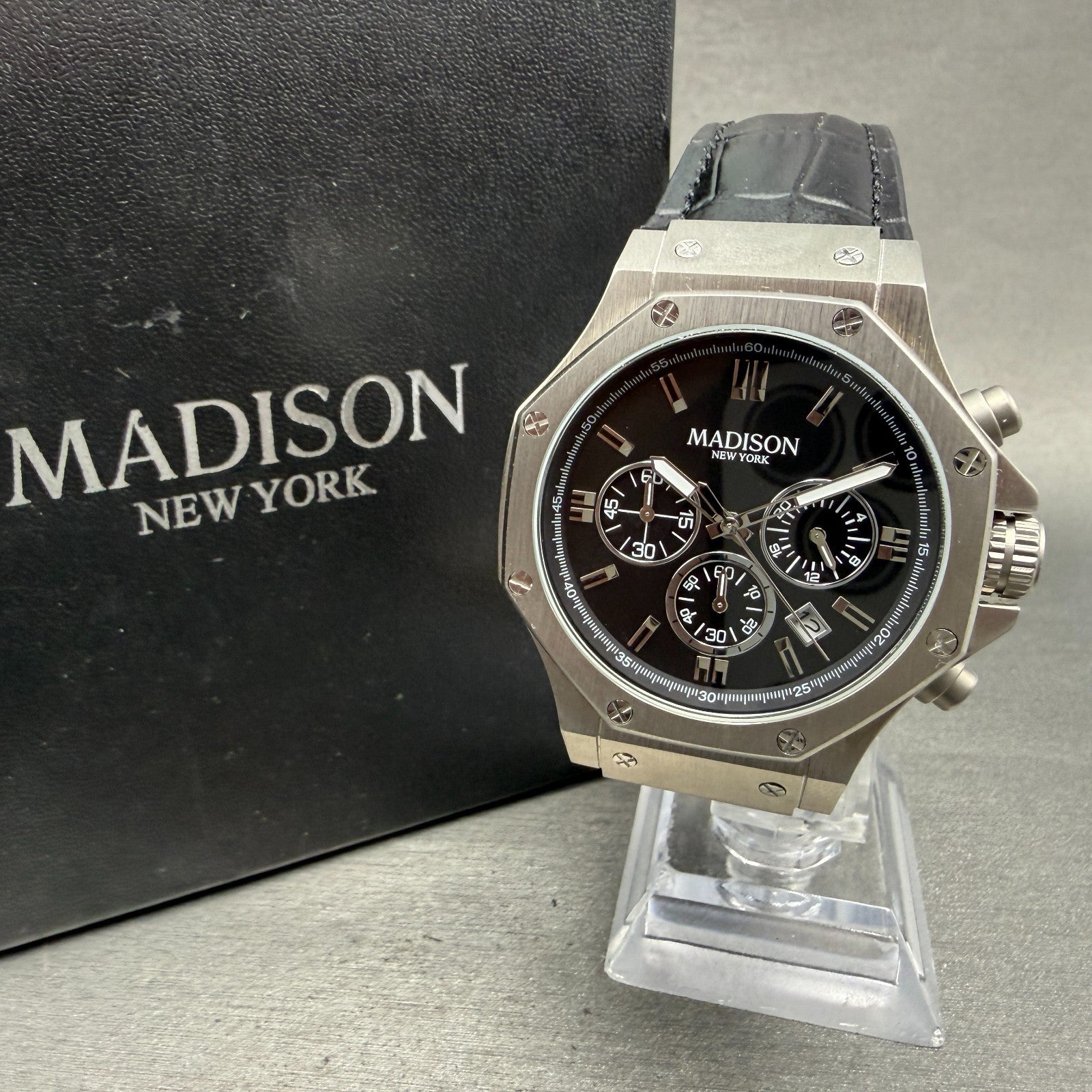 Madison New york Chronograph Watch Men 43mm Black Dial Steel Date New Battery0