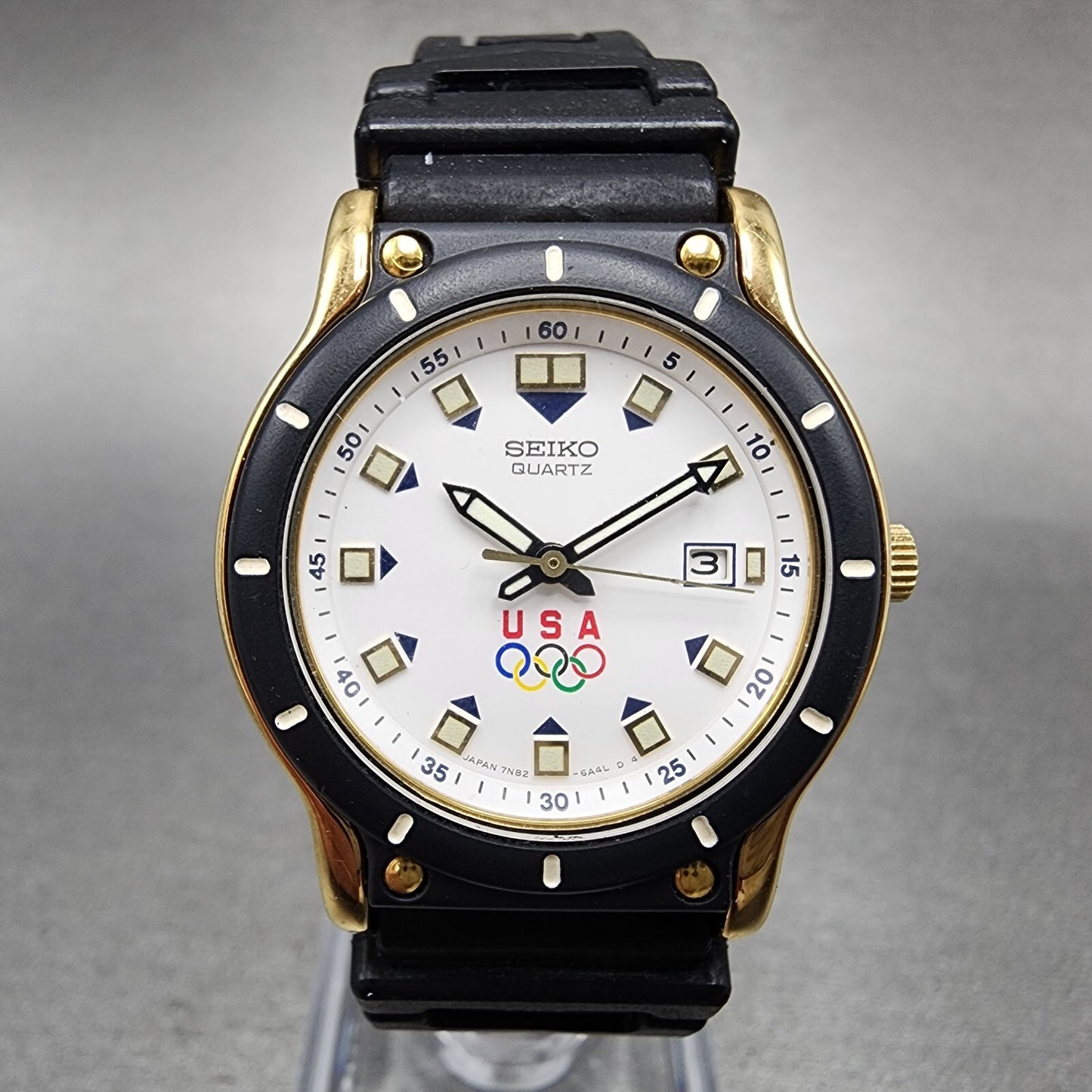 Seiko USA Olympics Watch Women 29mm White Dial Gold Tone Date 7N826A39 PARTS0