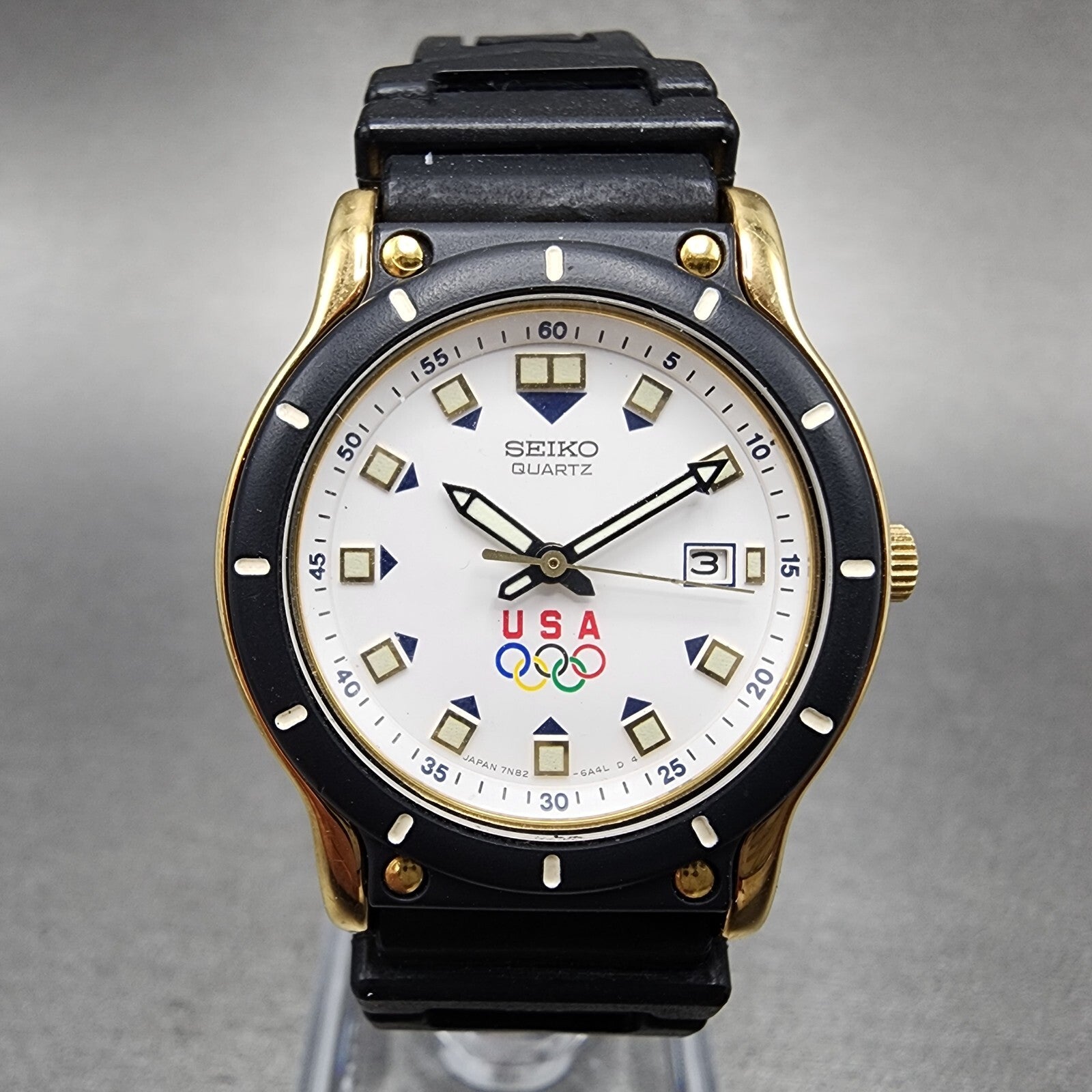 Seiko USA Olympics Watch Women 29mm White Dial Gold Tone Date 7N826A39 PARTS0