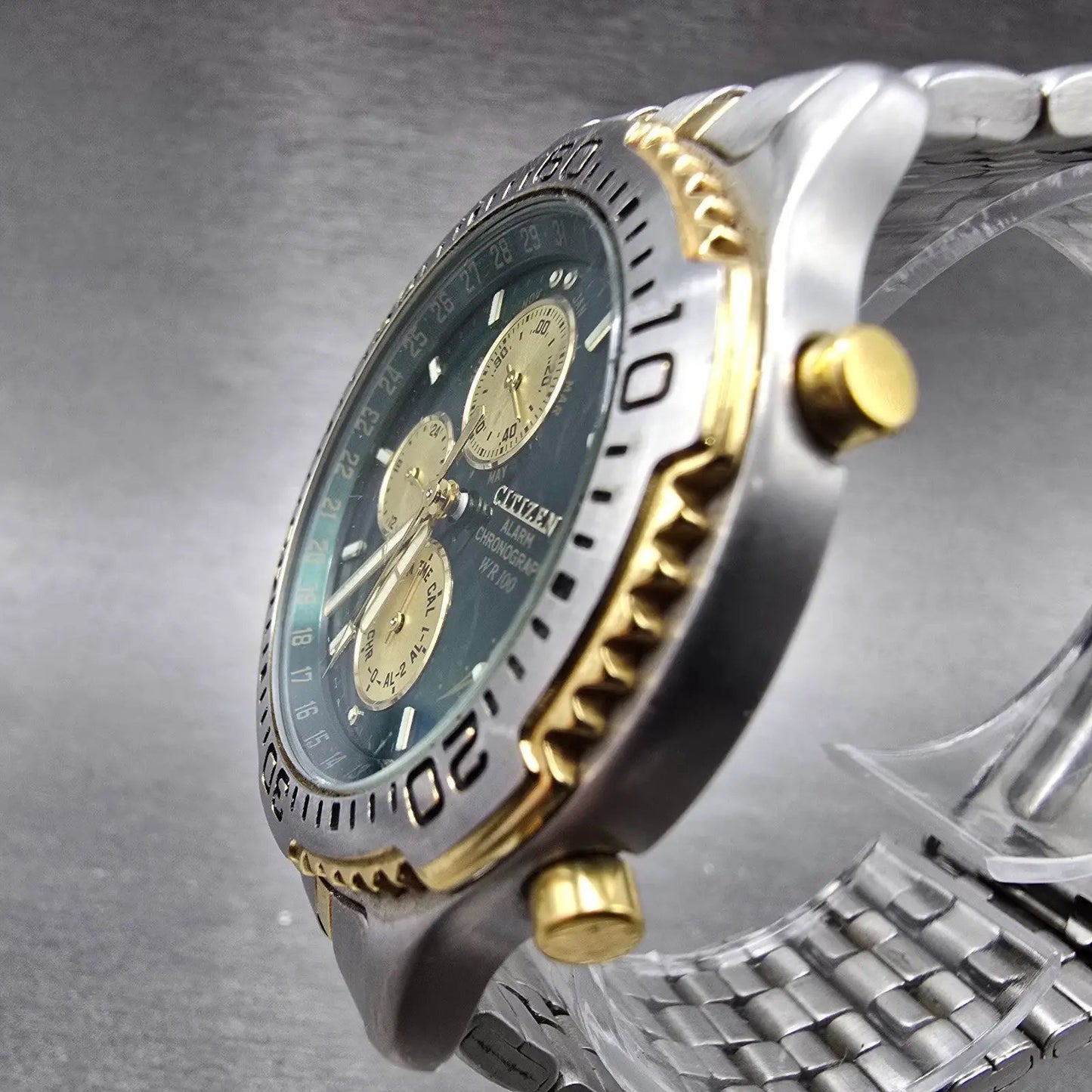Citizen Chronograph Watch Men 39mm Green Dial Two Tone 6850-G81406 PARTS VTG3