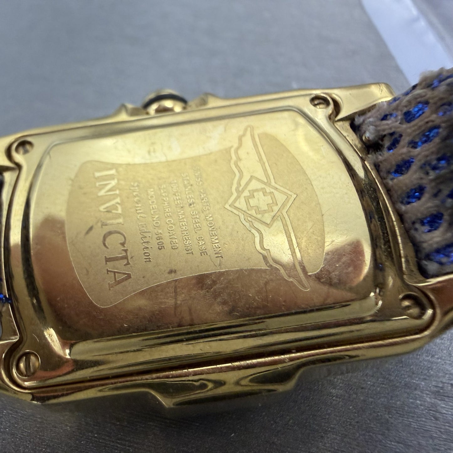 Invicta Lupah Watch Women 29mm MOP Dial Gold Tone Oval 5605 New Battery Blue9