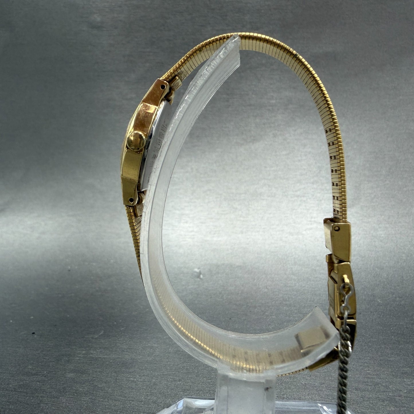 Seiko Watch Women 17mm Champagne Dial Gold Tone Round 2C21-0160 New Battery VTG6
