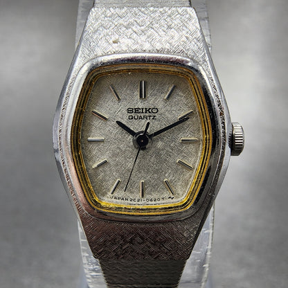 Seiko Watch Women 17mm Silver Dial Silver Tone Hexagon 2c21-5149 New Battery