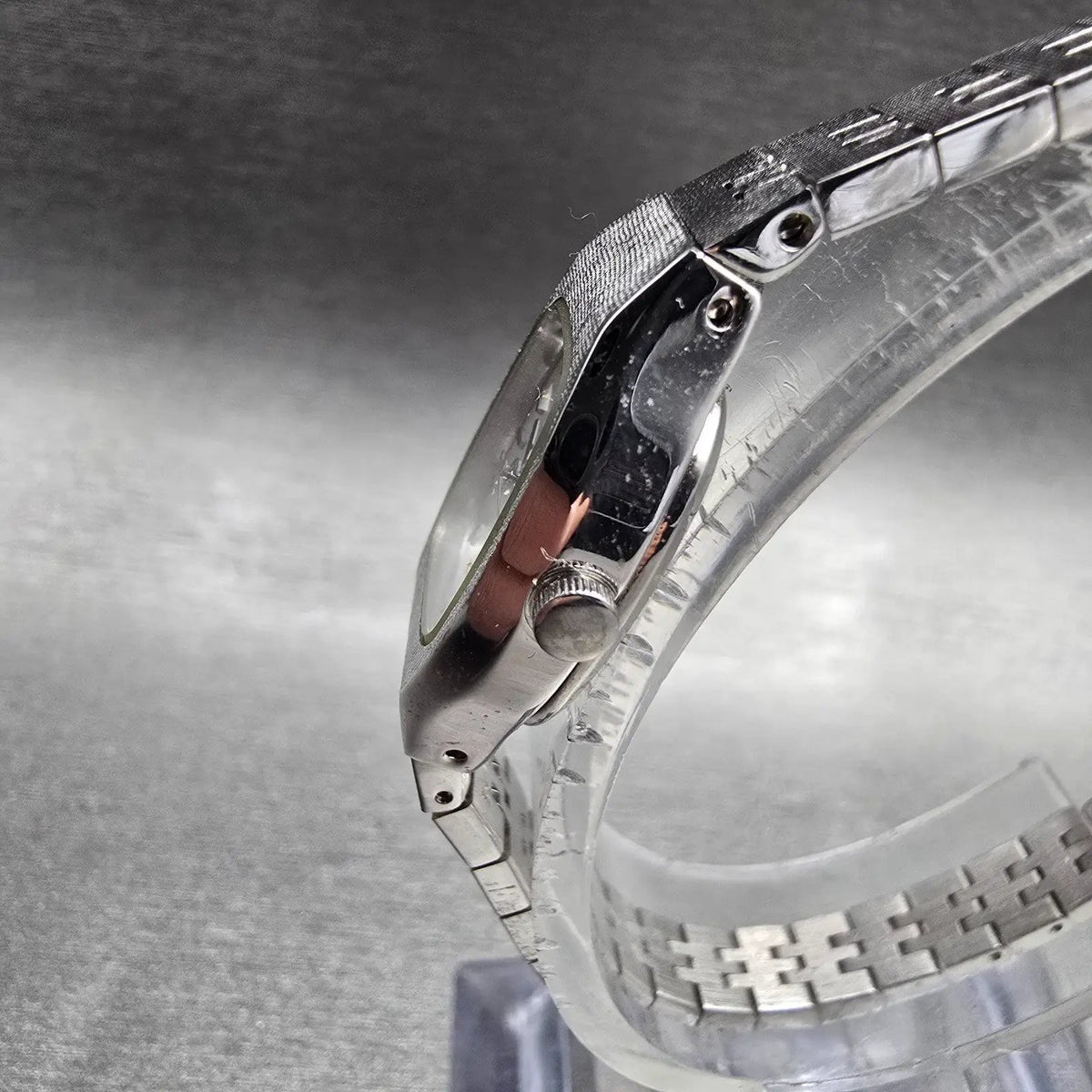 Seiko Pulsar Watch Women 16mm Silver Dial Silver Tone Oval V233-5810 New Battery4