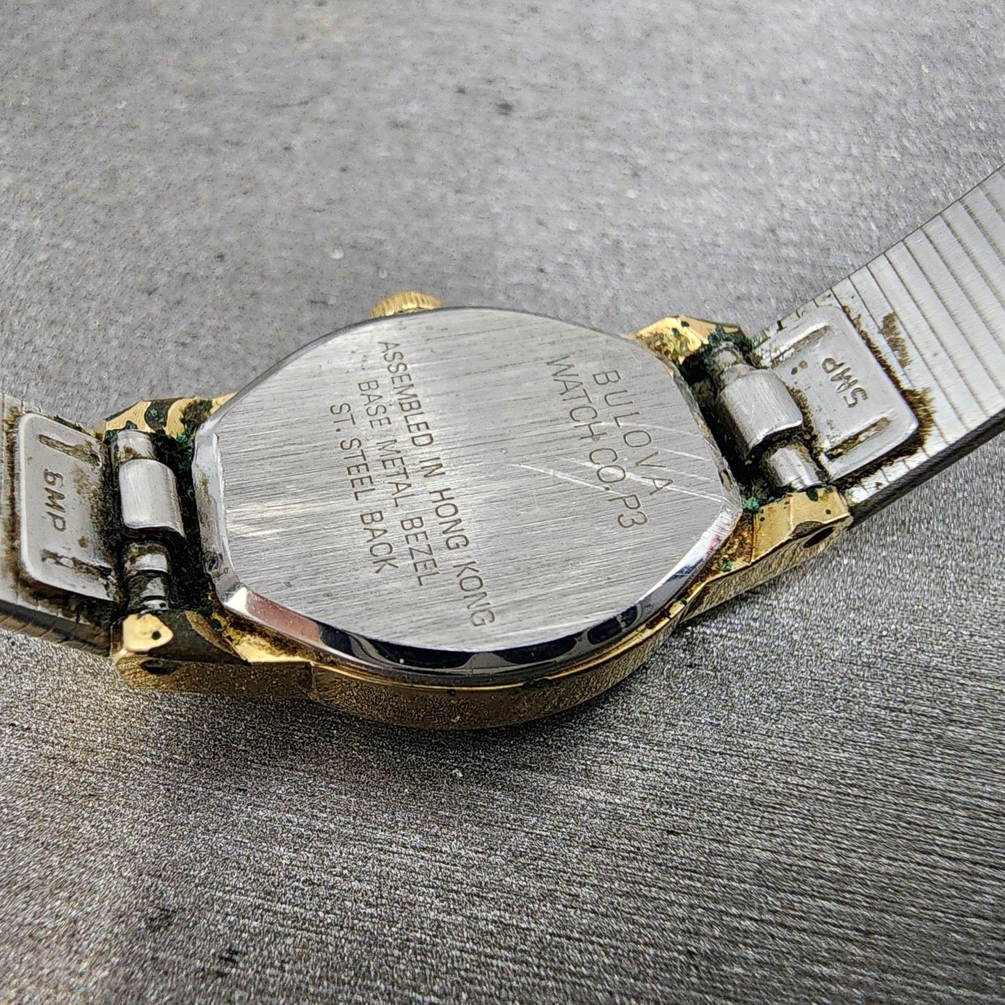 Bulova Watch Women 16mm Champagne Dial Gold Tone Round 83391 New Battery9