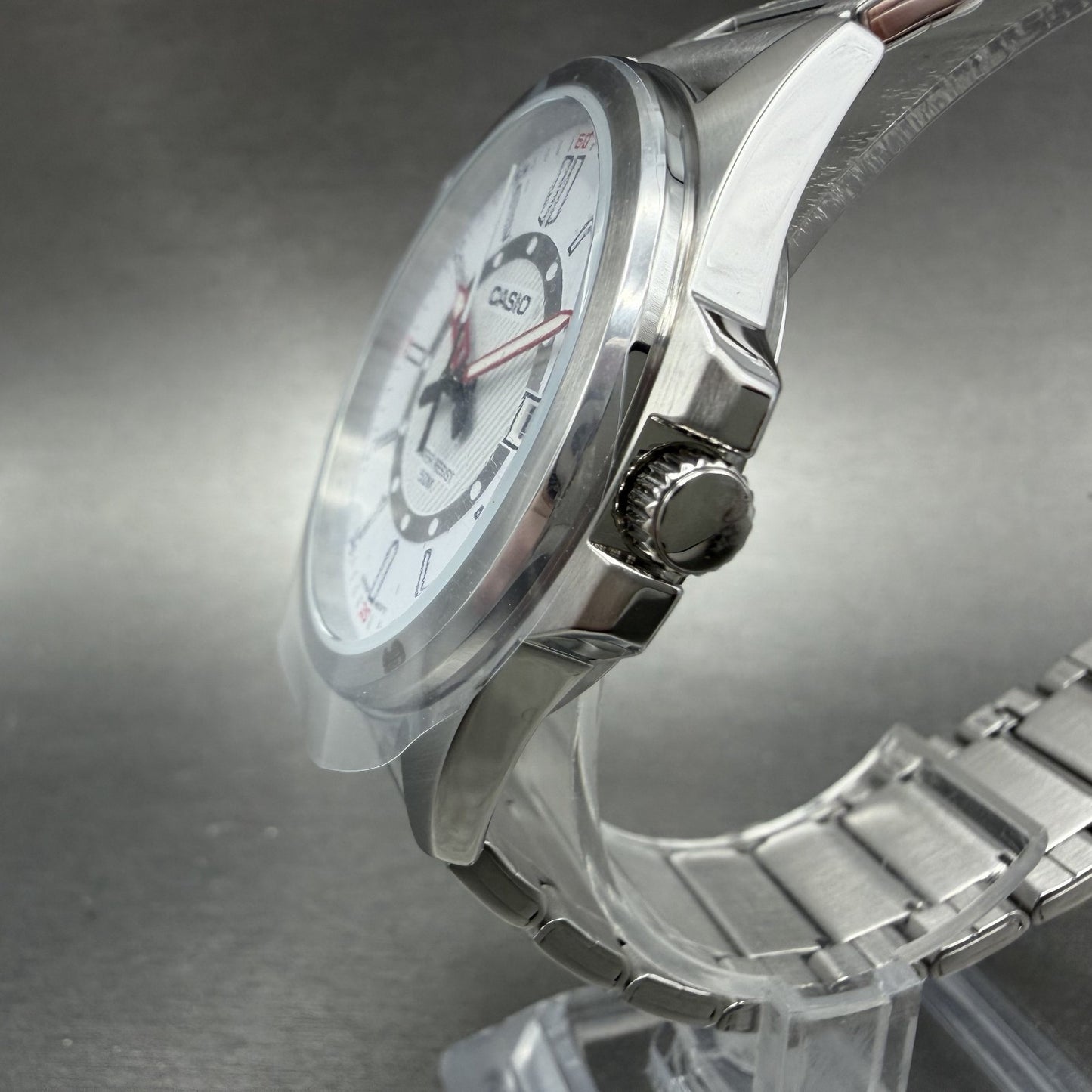 Casio MTP-E700 Watch Men 39mm White Dial Silver Tone Date Metal Bracelet Round2