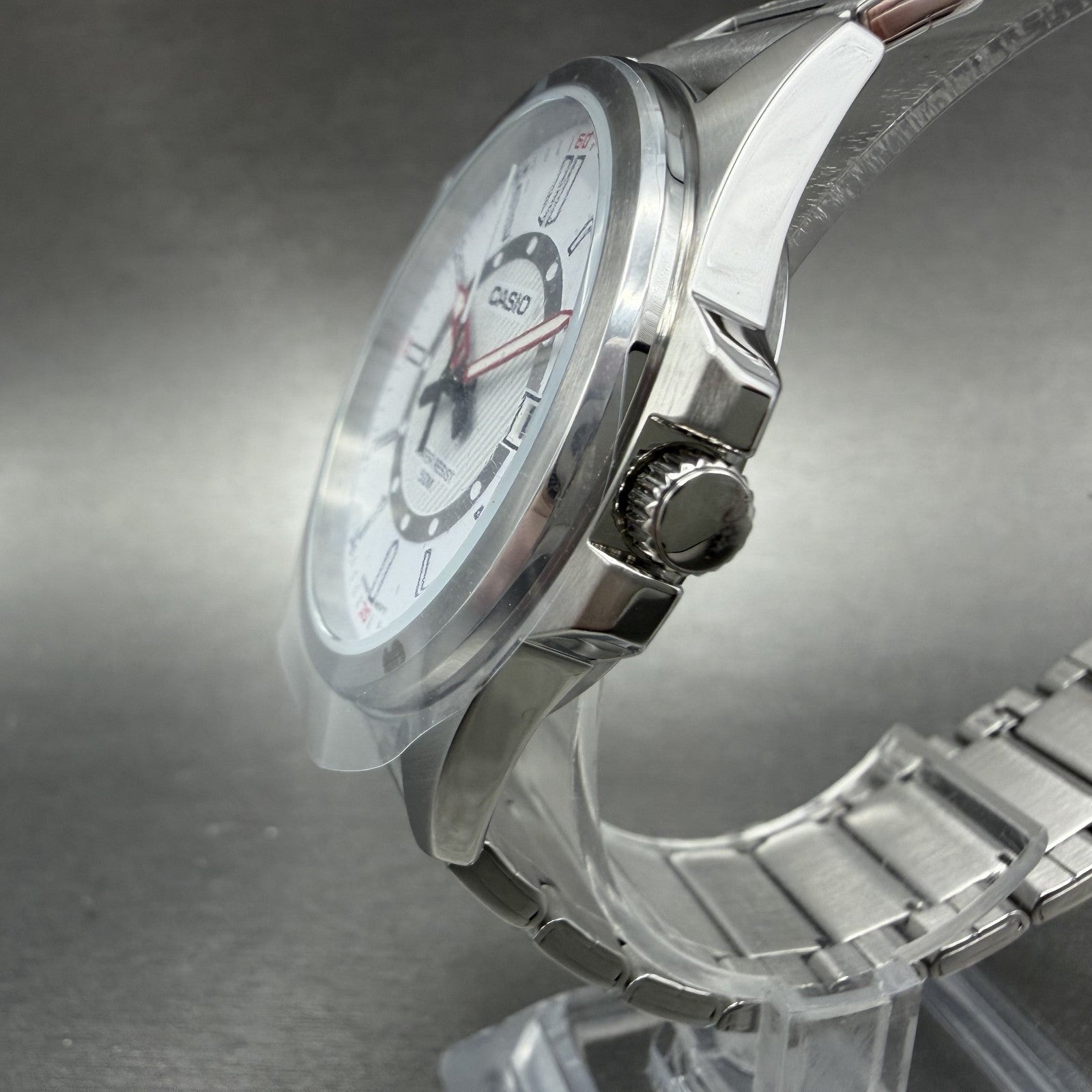 Casio MTP-E700 Watch Men 39mm White Dial Silver Tone Date Metal Bracelet Round2