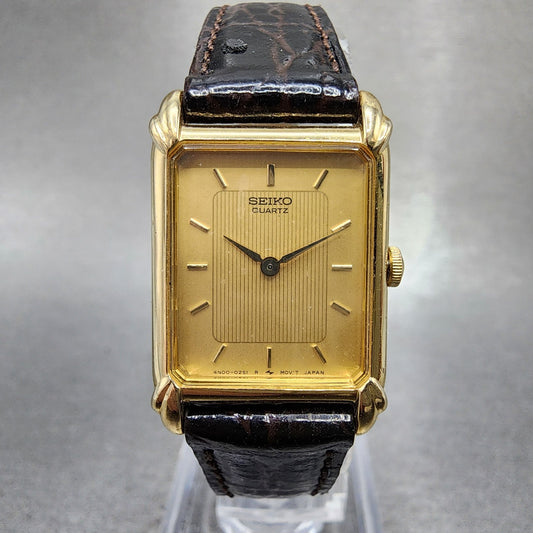 Seiko Tank Watch Women 19mm Gold Dial Gold Tone Rectangle 4N005101 New Battery0