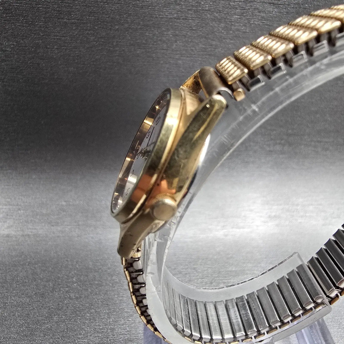 Seiko Watch Women 22mm White Dial Gold Tone Date Round 2A22-0200 New Battery2