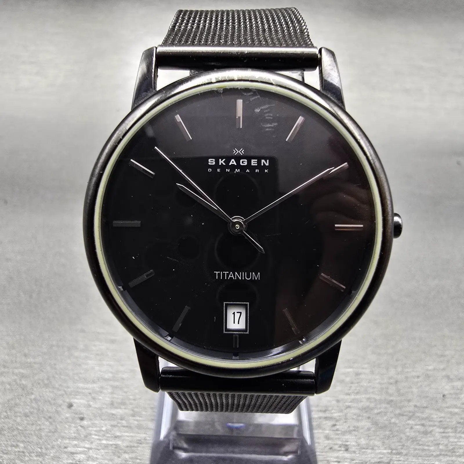 Skagen Watch Men 34mm Black Dial Black Tone Titanium Date 170LTMB New Battery0
