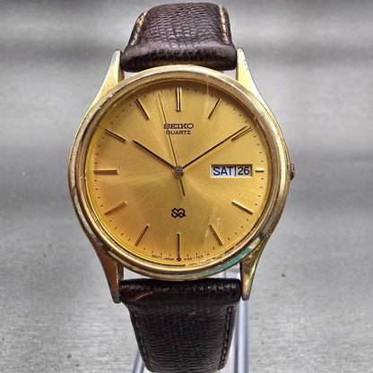 Seiko SQ Watch Men 34mm Gold Dial Gold Tone Daydate Round 5Y23-7079 New Battery0