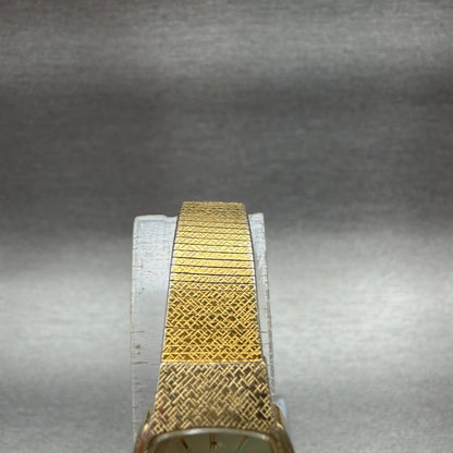 Seiko Watch Women 16mm Champagne Dial Gold Tone 2C20-5389 New Battery Vintage4