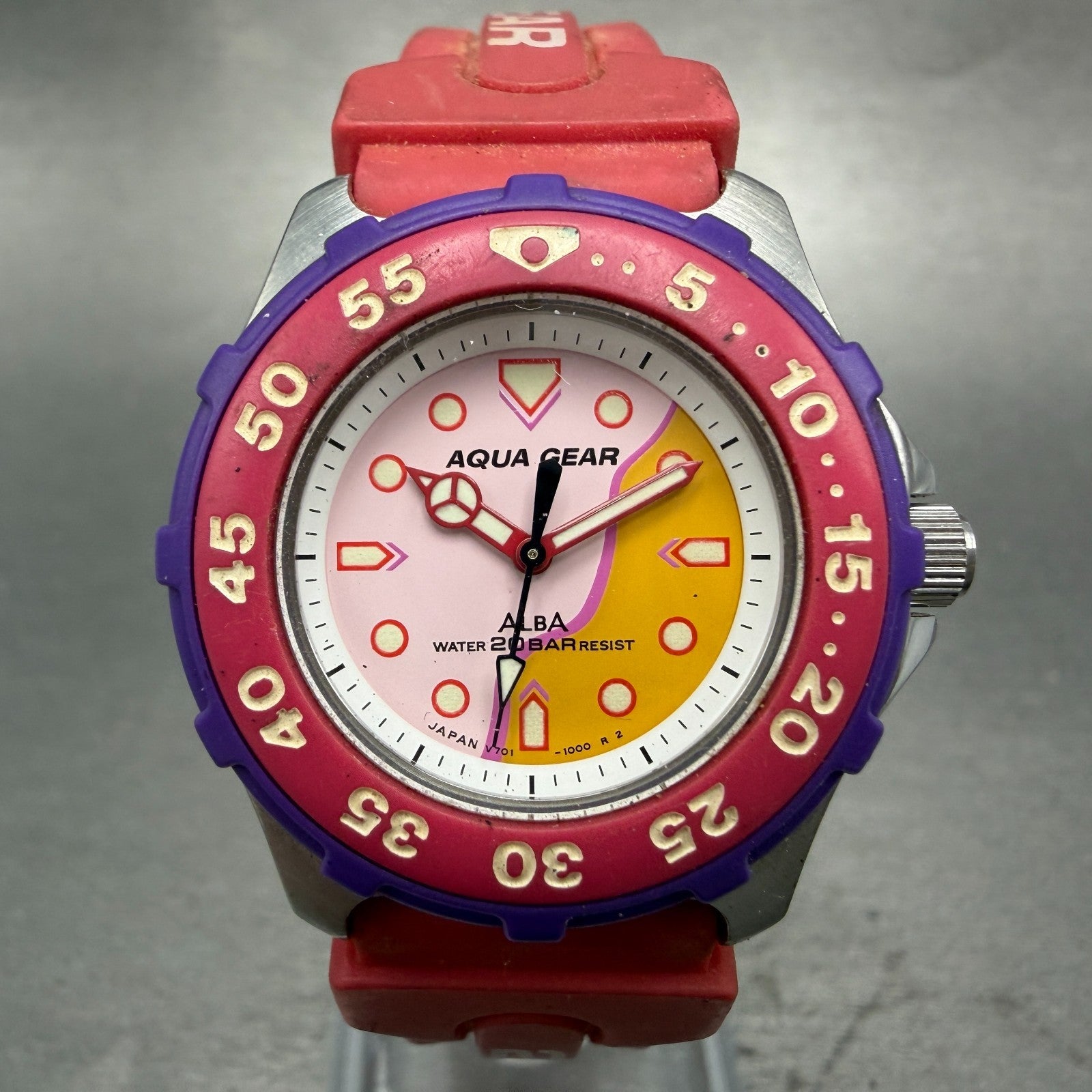 Seiko Alba Aqua Gear Watch Women 31mm Pink Dial Silver Tone V701-6360 NewBattery0
