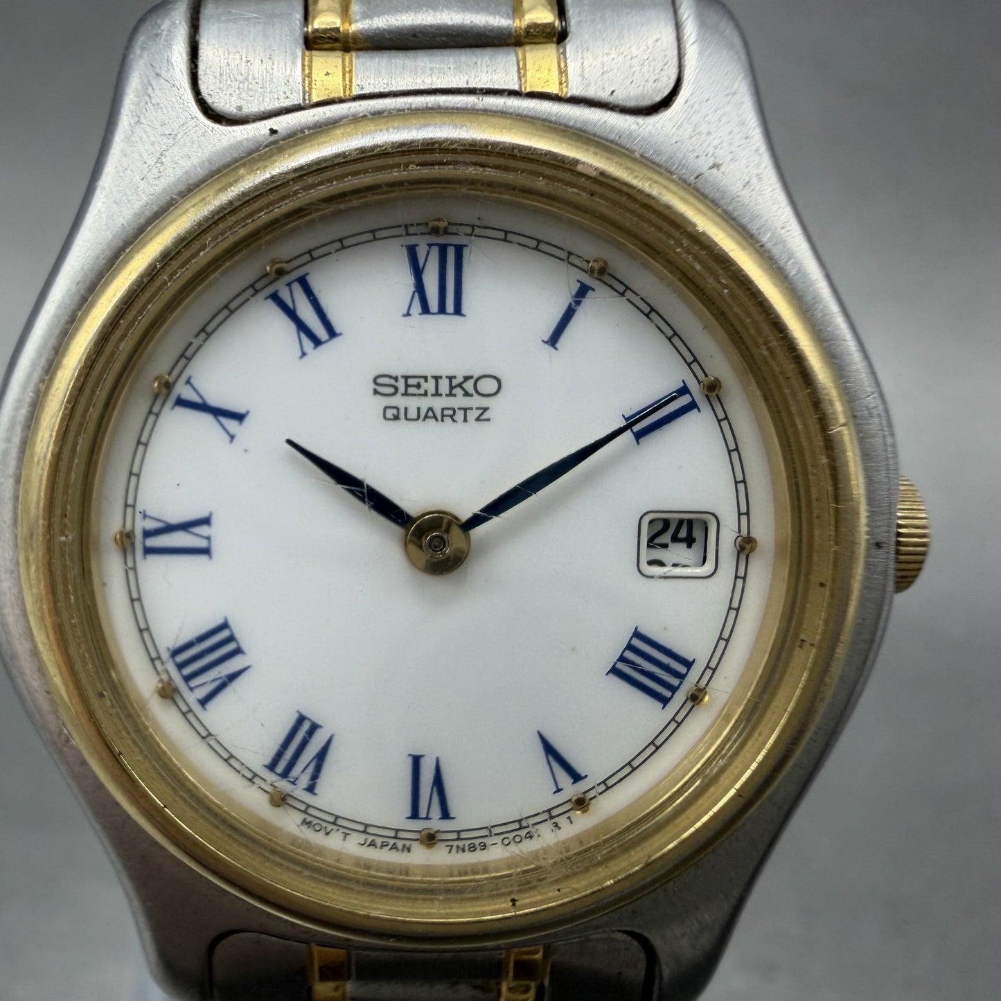 Seiko Watch Women 26mm White Dial Two Tone Date Round 7n890021 New Battery1