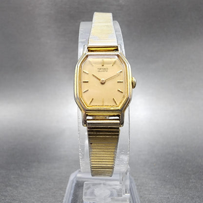 Seiko Watch Women 16mm Champagne Dial Gold Tone 2c20-5769 New Battery