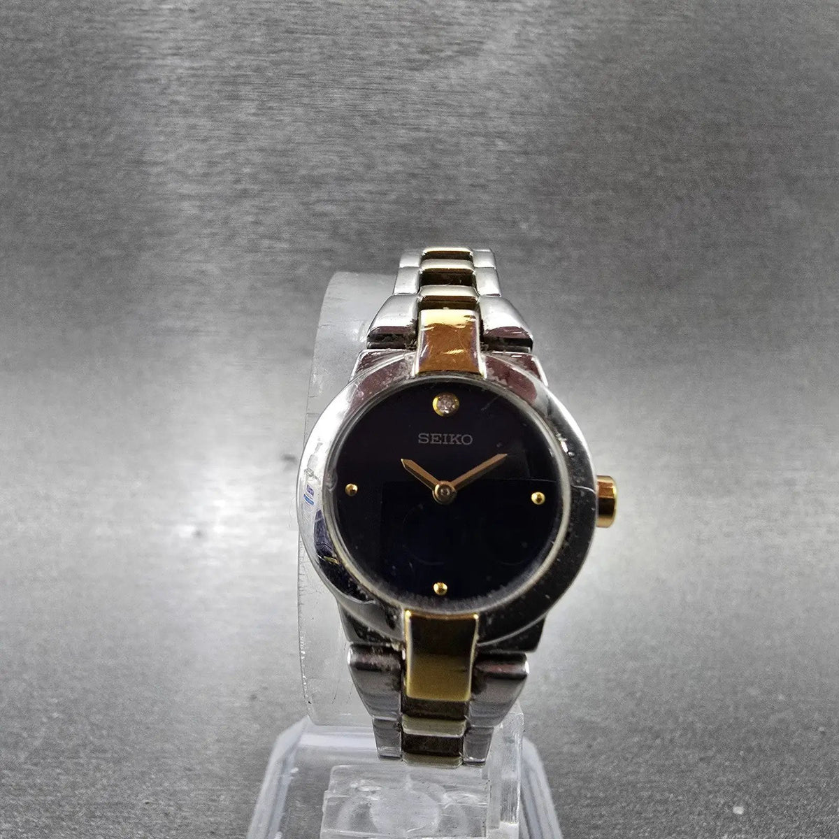 Seiko Watch Women 20mm Blue Dial Two Tone Round Vintage 1N00-0GM0 New Battery JP5