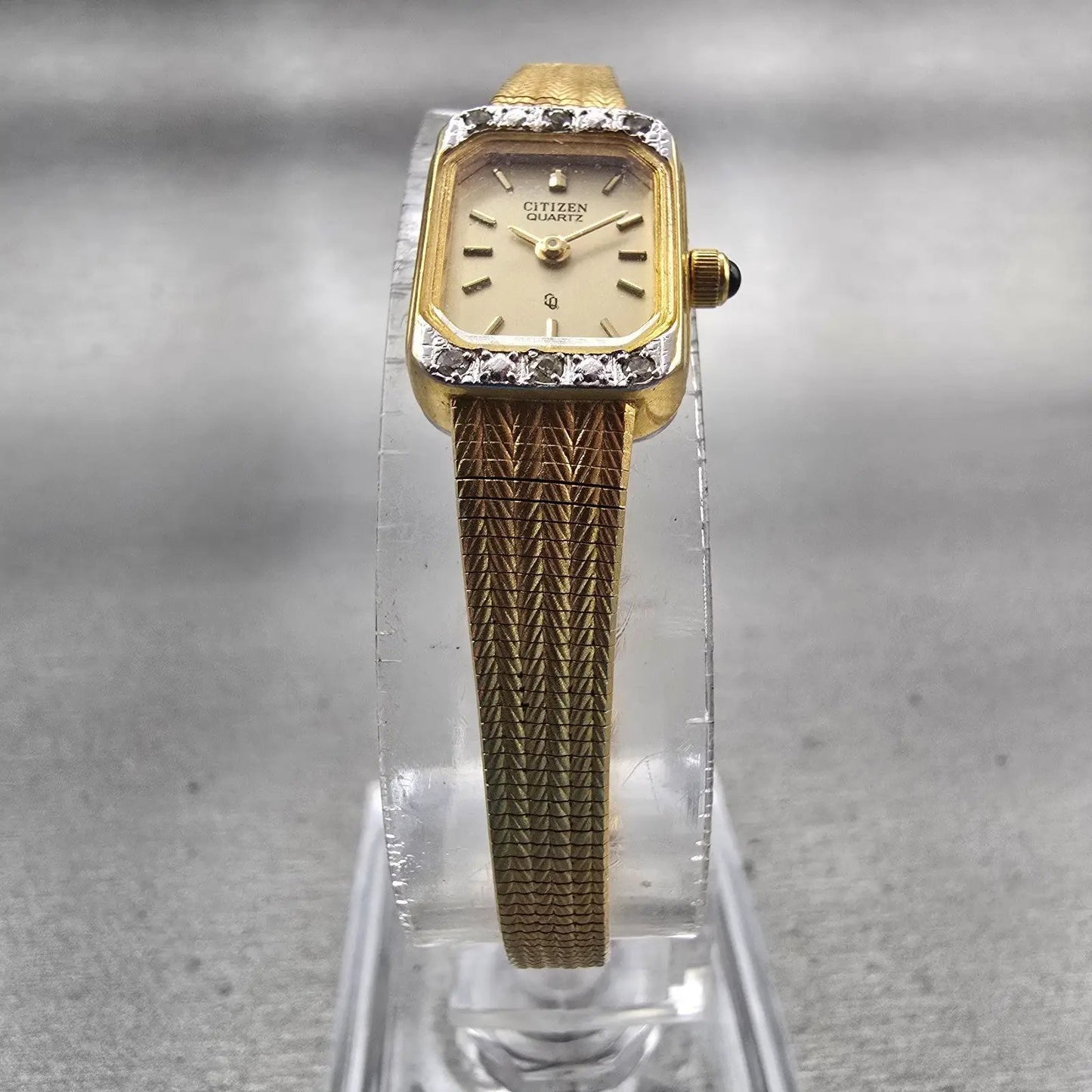Citizen CQ Watch Women 12mm Gold Dial Gold Tone Gemmed Rectangle 2250 New Batt5
