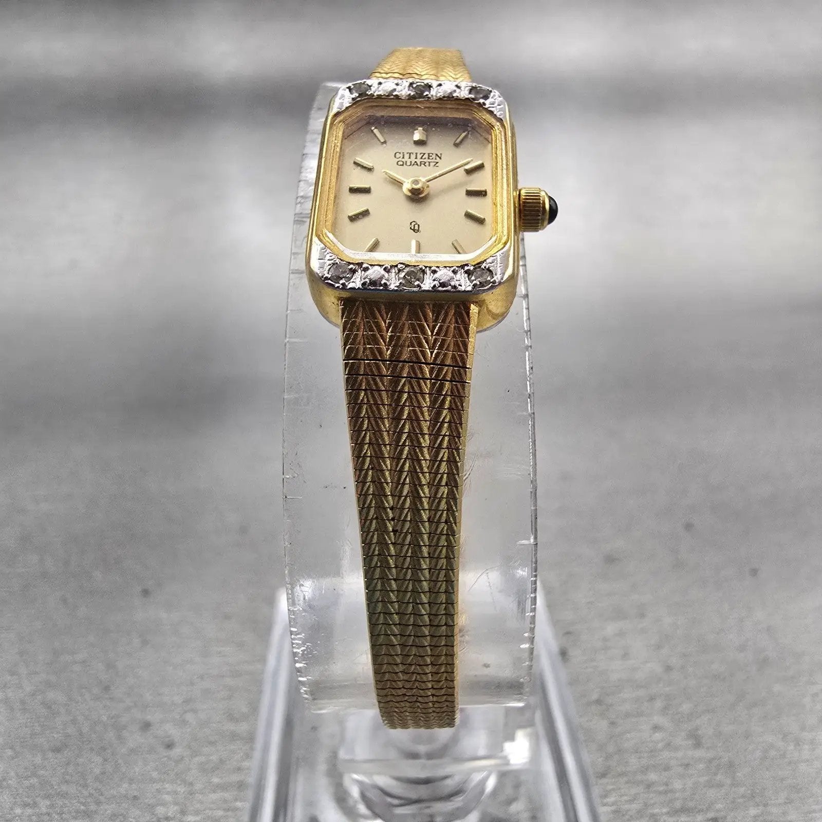 Citizen CQ Watch Women 12mm Gold Dial Gold Tone Gemmed Rectangle 2250 New Batt5