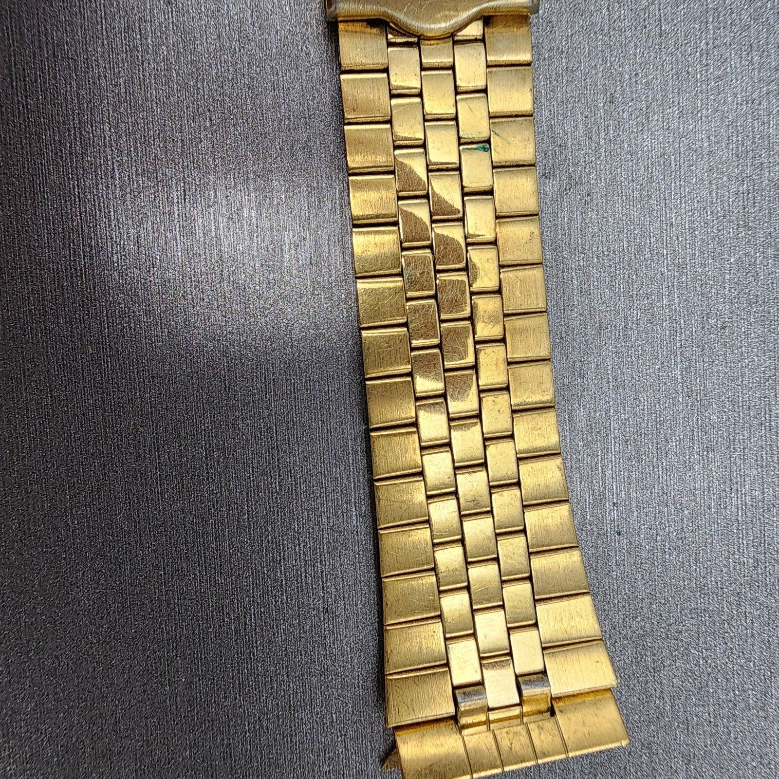 VTG Pulsar Watch Bracelet 19mm Gold Tone Steel Tri Folding Clasp 092MC4