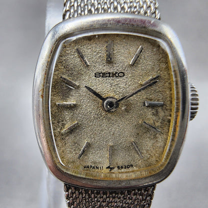 Seiko Watch Women 16mm Silver Dial Silver Tone Rectangle 115189 Manual Runs1