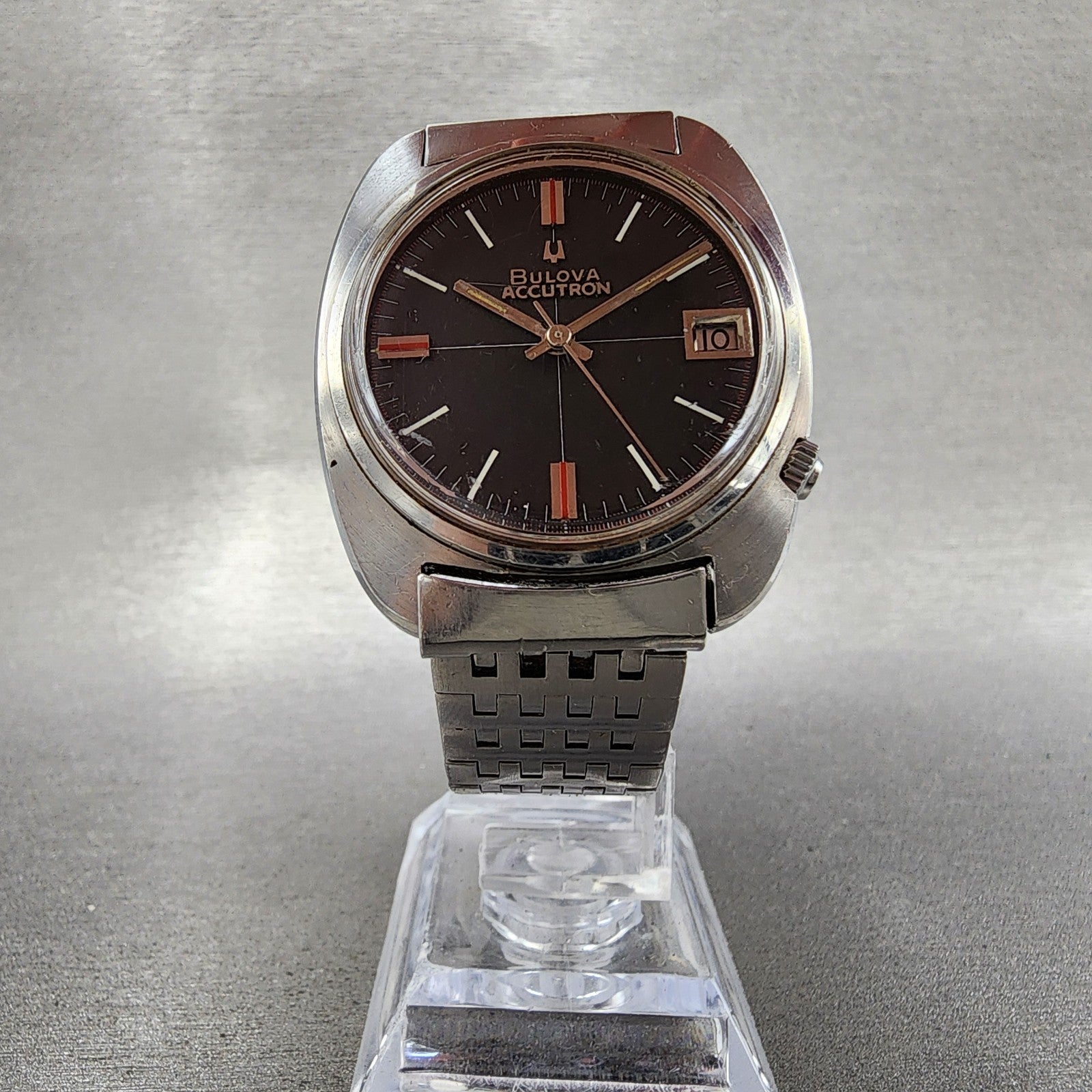 Bulova Accutron Calendar Watch men 35mm Black DIal Steel Date M9 21364 PARTS6