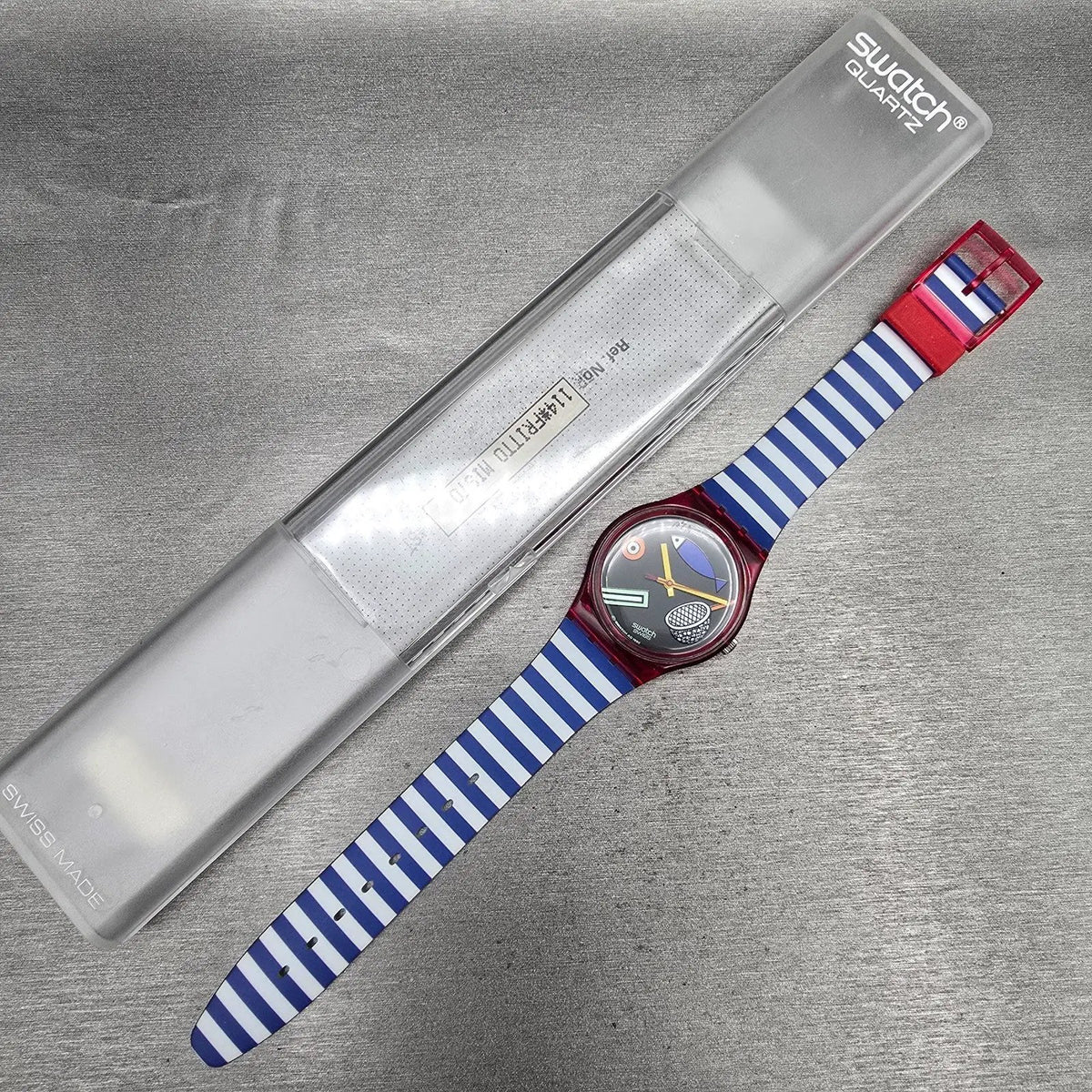 Swatch Fritto Misto Watch Men 34mm Black Dial Red Case GR114 New Battery NOS16
