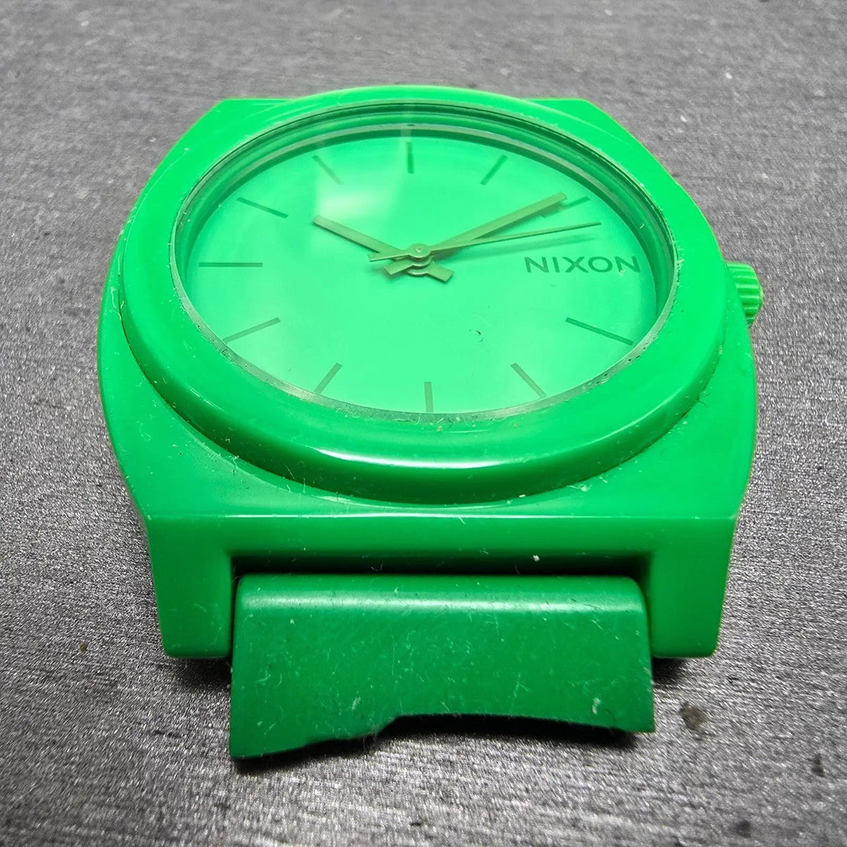 Nixon Time Teller Watch Men 39mm Green Dial Green Tone Round New Battery2