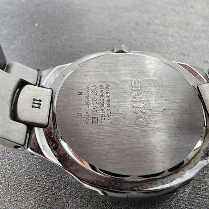 Seiko Solar Watch Women 31mm MOP Dial Silver Dial Date Round V137-0ca0 Runs