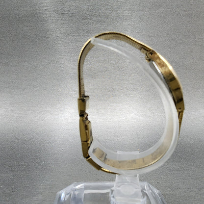 Seiko Watch Women 18mm Champagne Dial Gold Tone Round 2y000019 New Battery8