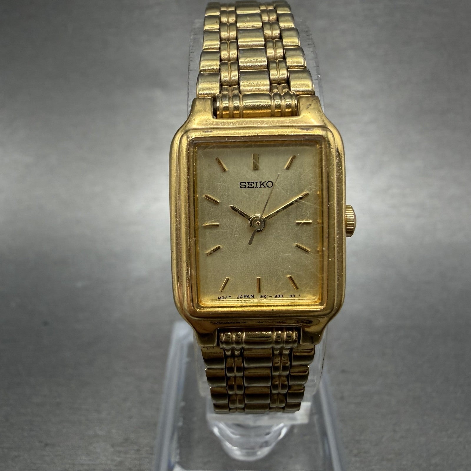 Seiko Tank Watch Women 17mm Champagne Dial Gold Tone 1N01-5E70 New Battery0
