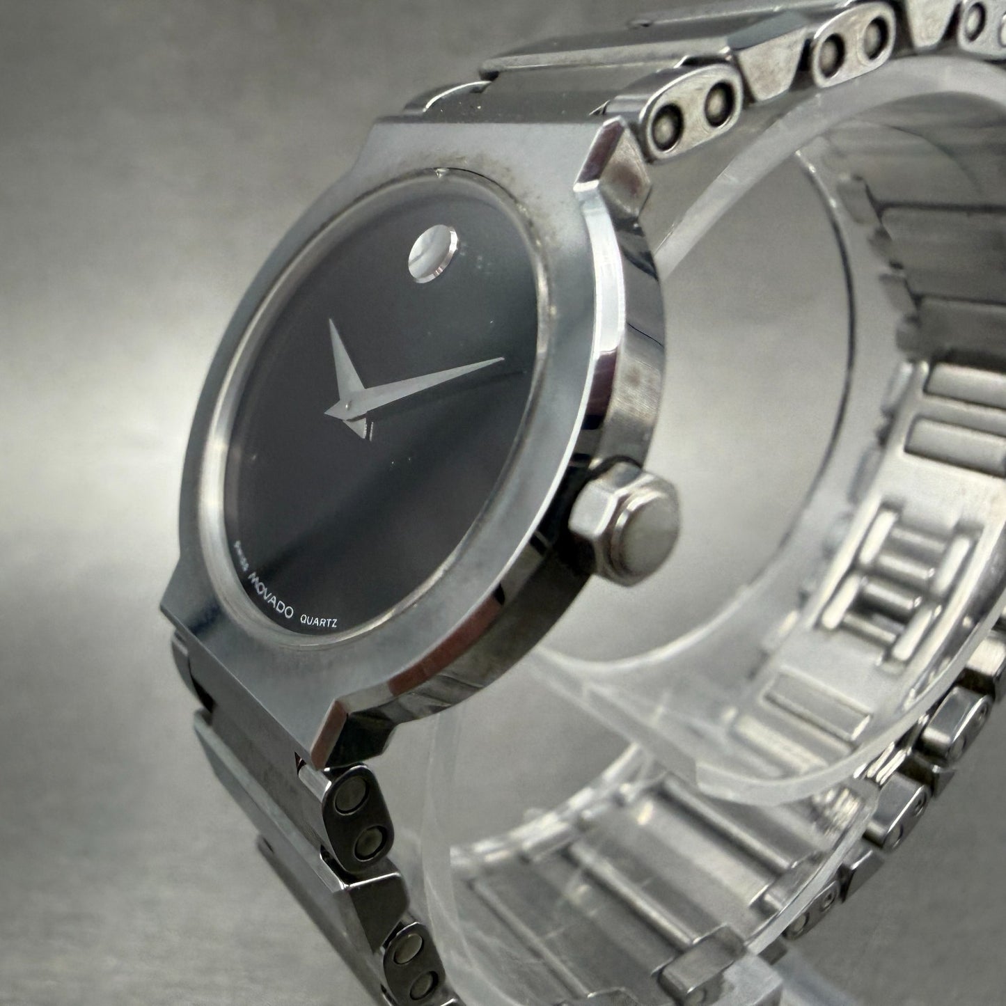 Movado Valor Watch Women 26mm Black Dial Gray Tone Round 89.C1.1841 New Battery2