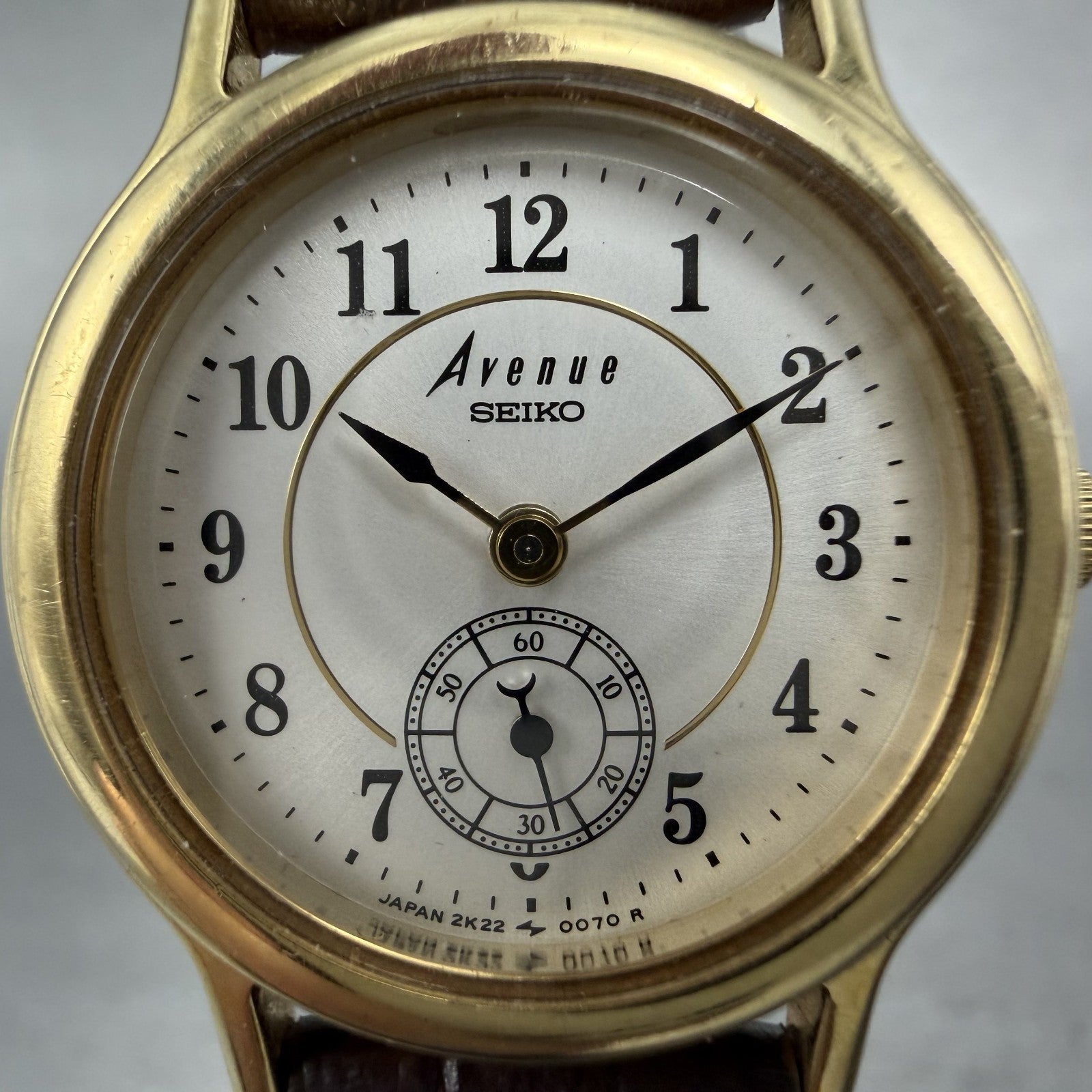 Seiko Avenue Watch Women 23mm Silver Dial Gold Tone Round 2K22-0080 New Battery1