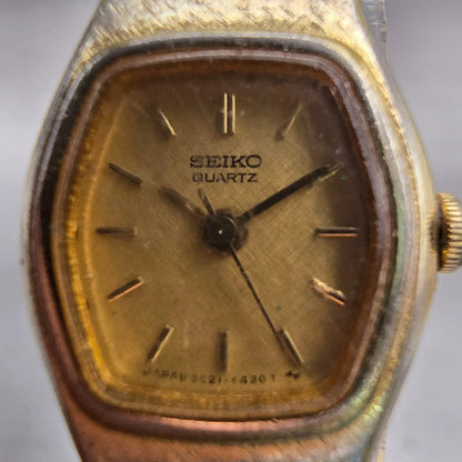 Seiko Watch Women 16mm Gold Dial Gold Tone Oval 2C21-5149 New Battery Vintage1
