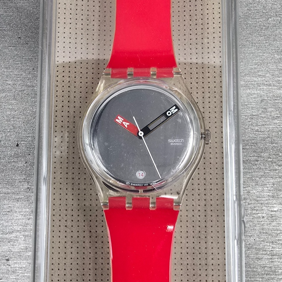 Swatch MoMA Red Watch Men 34mm Silver Dial Clear Case GZ406D New Battery NOS0