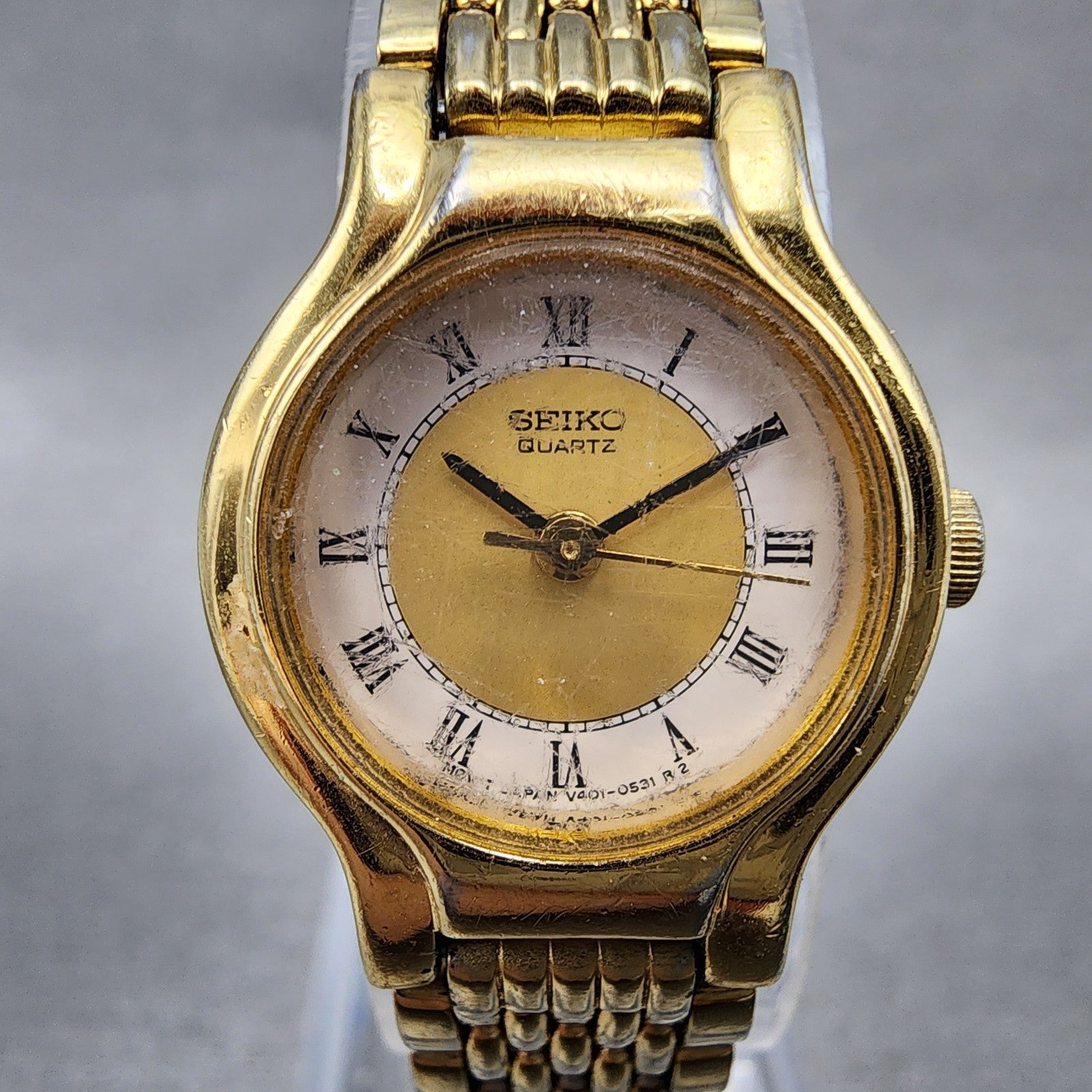 Seiko Watch Women 19mm White Dial Gold Tone Round V4010289 New Battery1