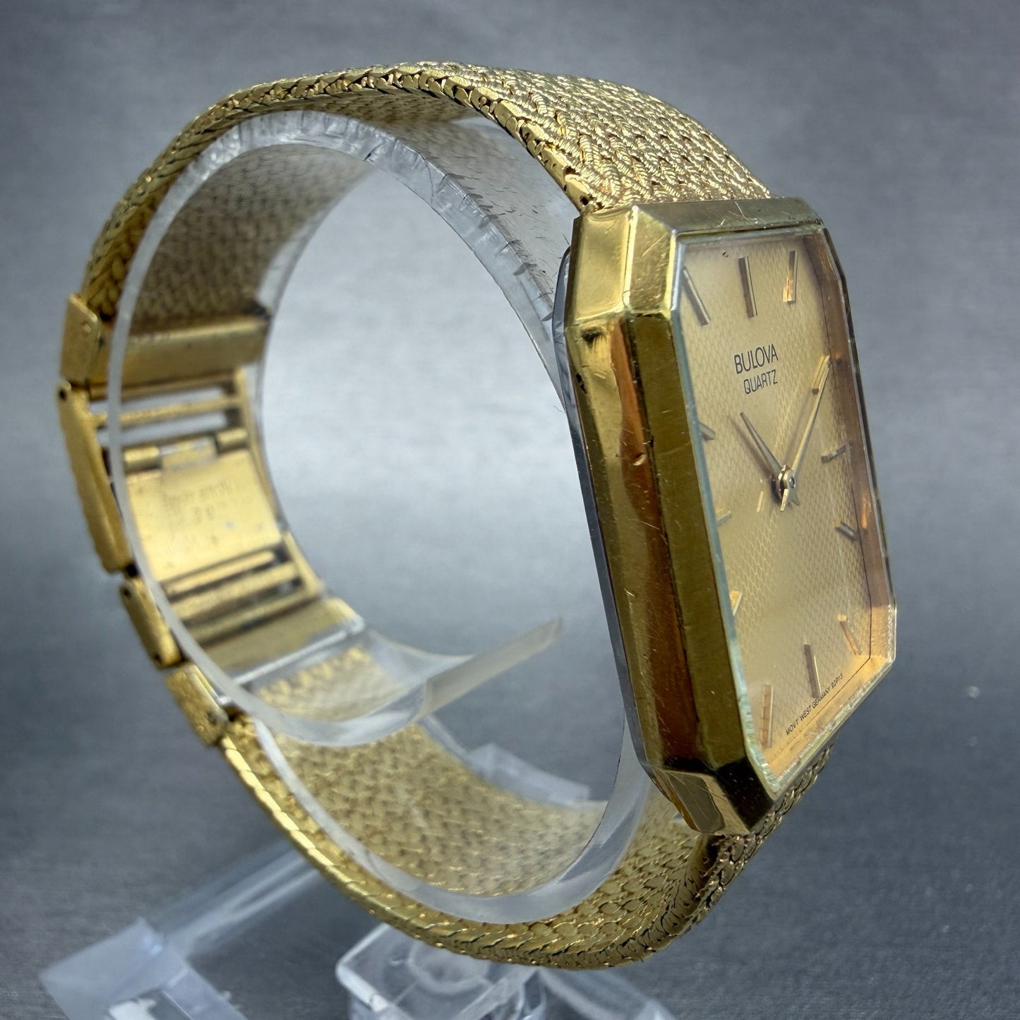 Bulova Tank Watch Men 25mm Gold Dial Gold Tone Octagon Mesh Band 92P13 New Batt3