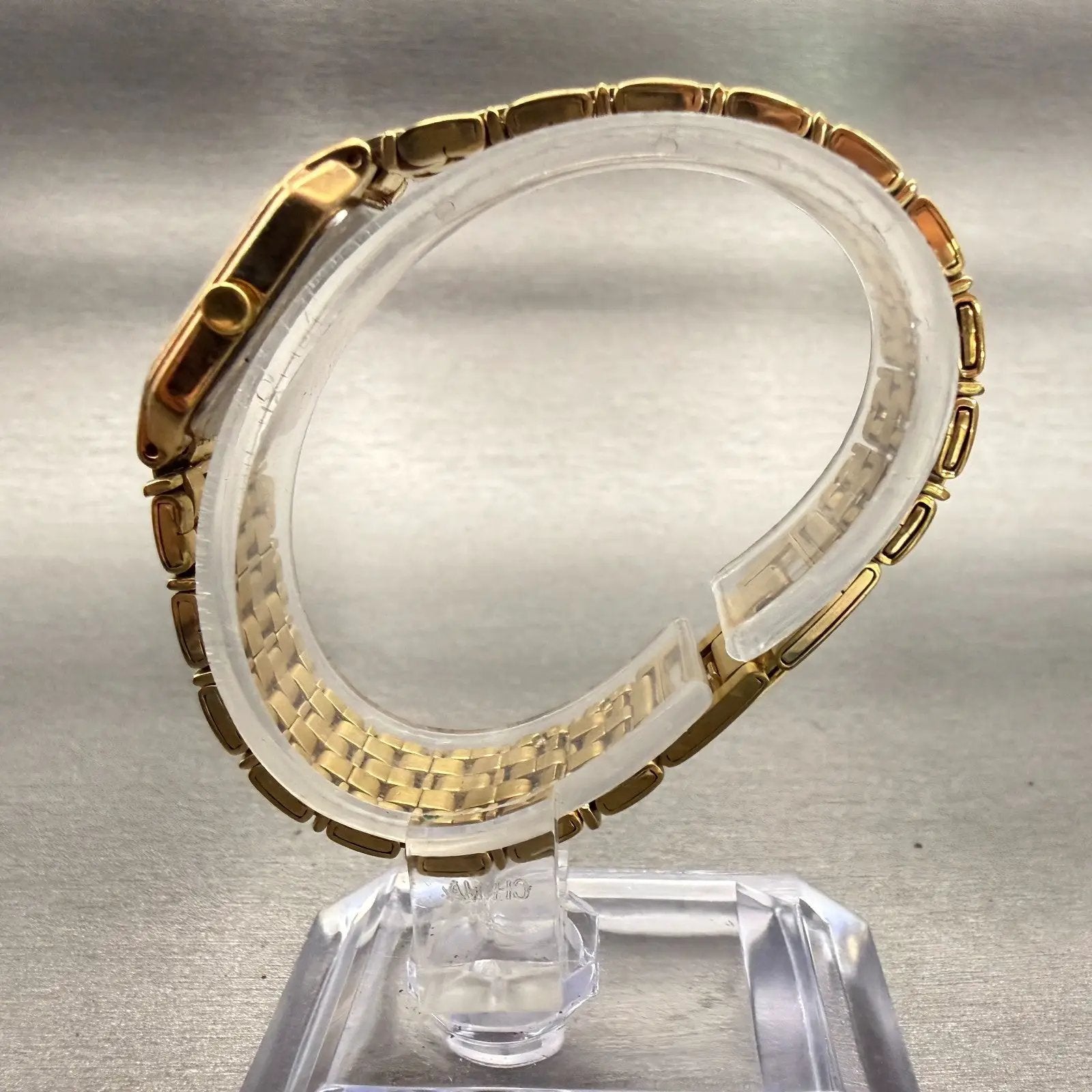Seiko Watch Women 17mm Black Dial Gold Tone Rectangle V400-5498 New Battery VTG6