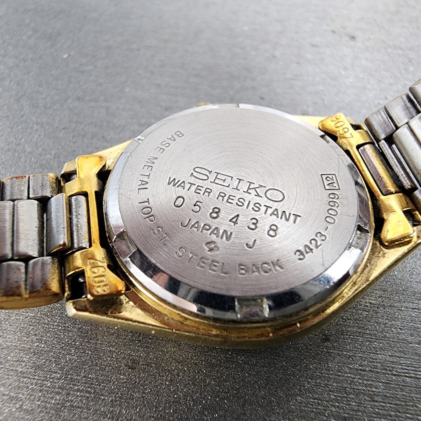 Seiko SQ Watch Women 24mm Gold Dial Gold Tone Daydate Round 34230099 New Batt8