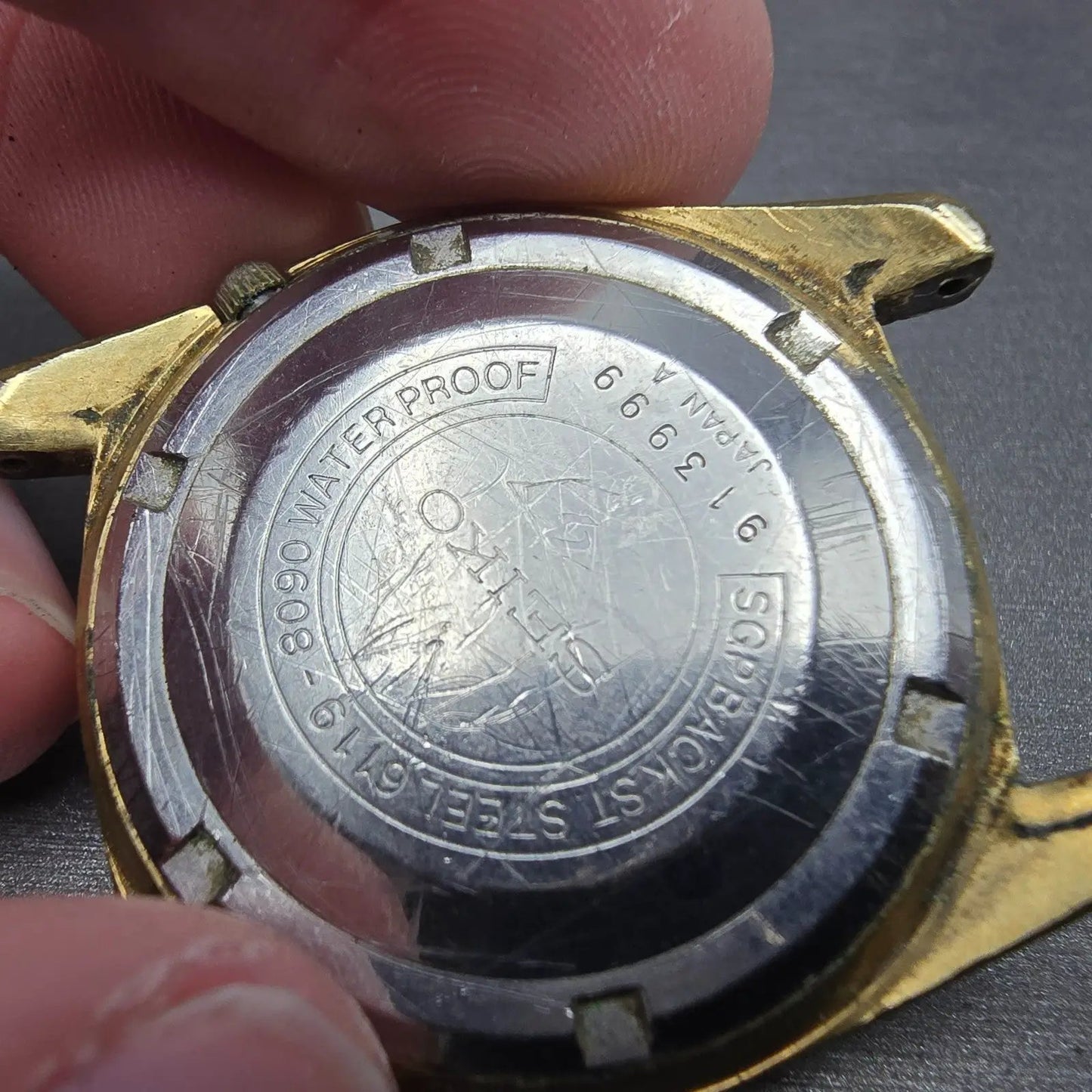 Seiko 5 Automatic Watch men Silver Dial Gold Tone Daydate 6119-8090 PARTS VTG13