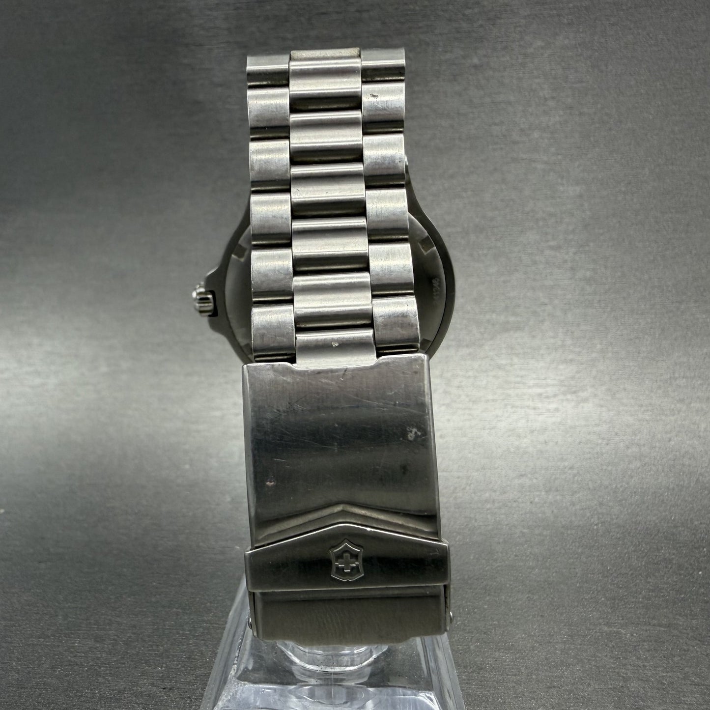 Victorinox Swiss Army Summit XLT Watch Men 39mm Silver Dial Steel Date PARTS8