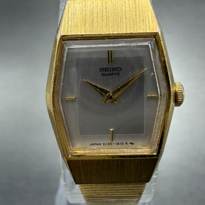 Seiko Watch Women 17mm Silver Dial Gold Tone Hexagon 2C20-5790 New Battery Jh71