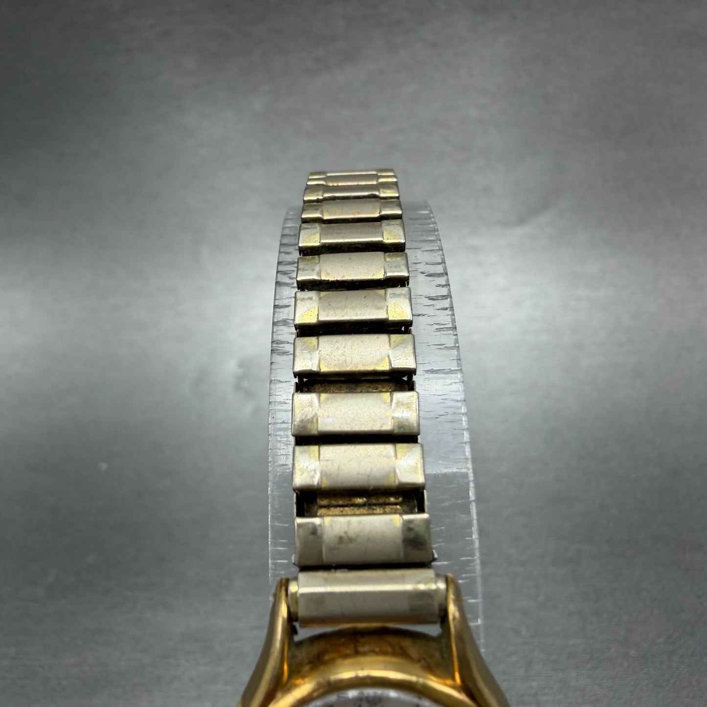 Seiko Watch Women 20mm White Dial Gold Tone Round 1N01-0E19 New Battery VTG4