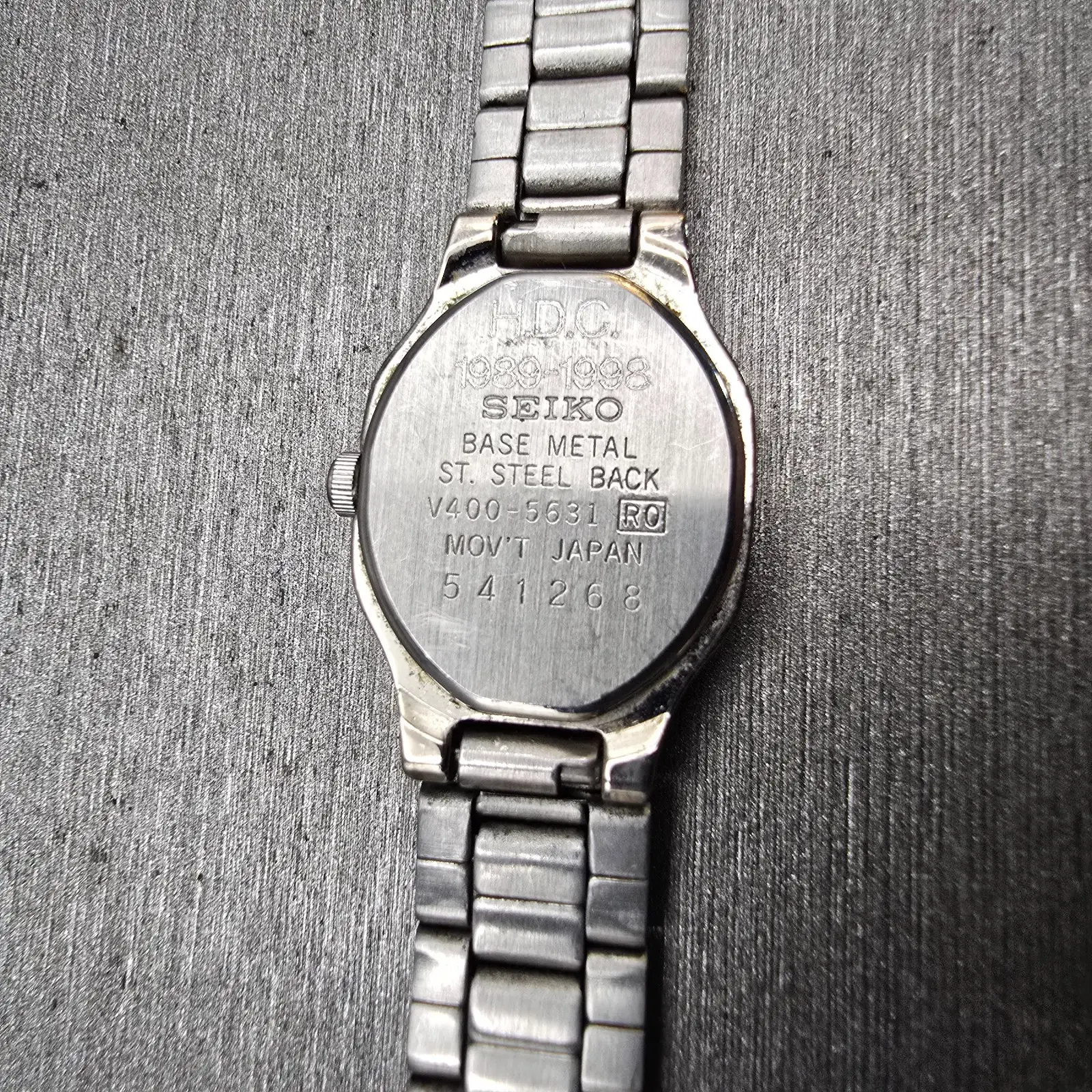 Seiko Watch Women 17mm Silver Dial Silver Tone Hexagon V400-5631 New Battery VTG10