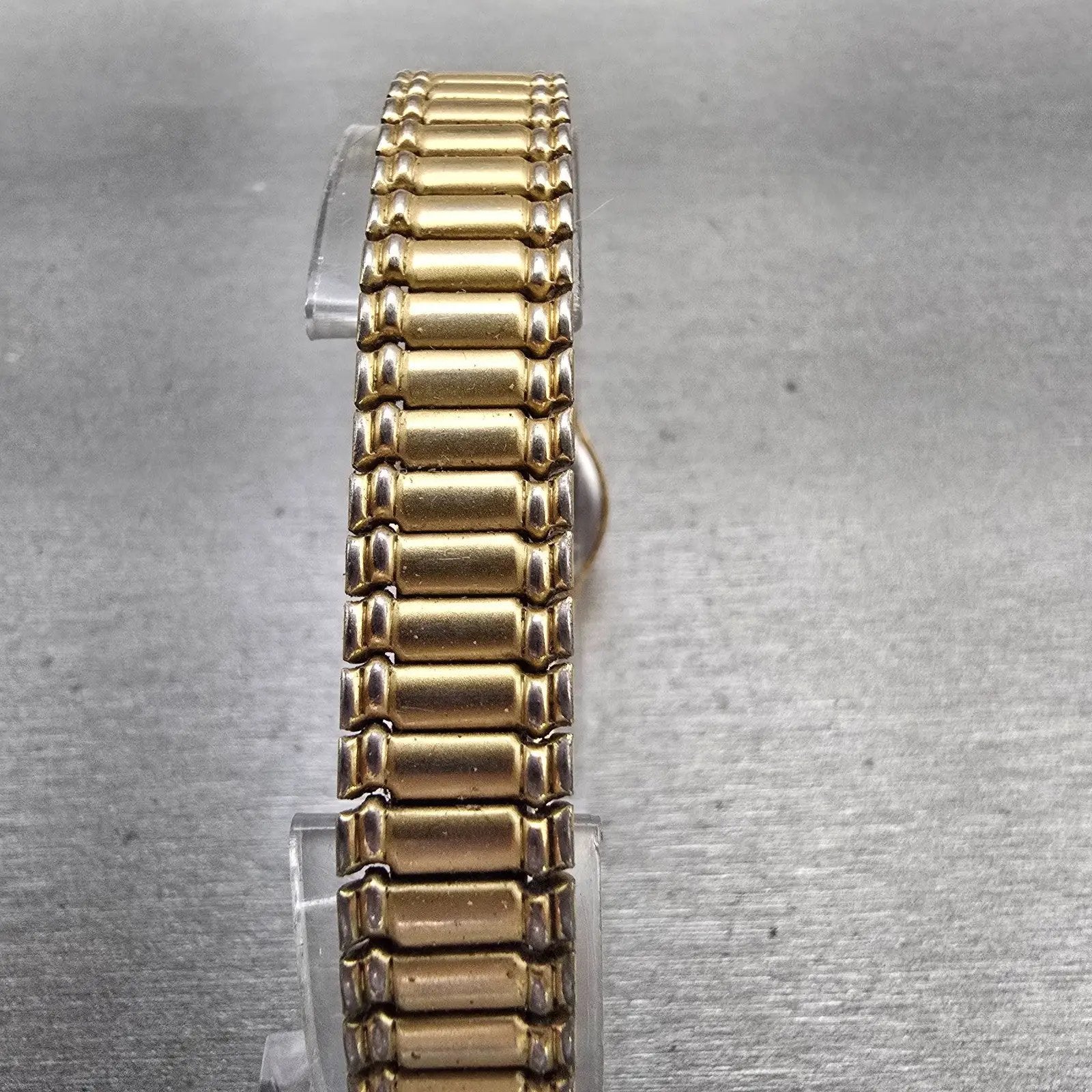 Seiko Watch Women 20mm Gold Dial Gold Tone Round 1N01-0E19 New Battery Vintage7